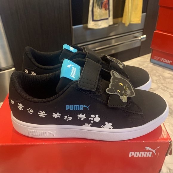 Puma Runners Size 1. Brand New in Box - Picture 1 of 3